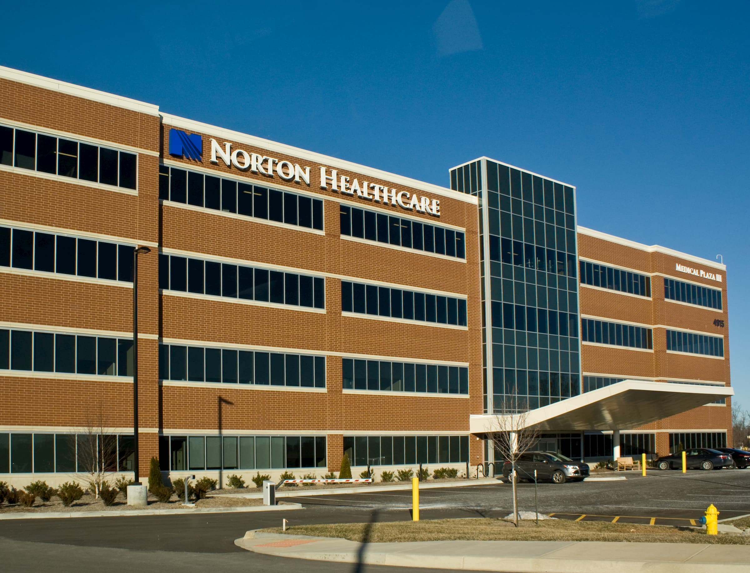 Glass windows and glass walls on the Norton healthcare building